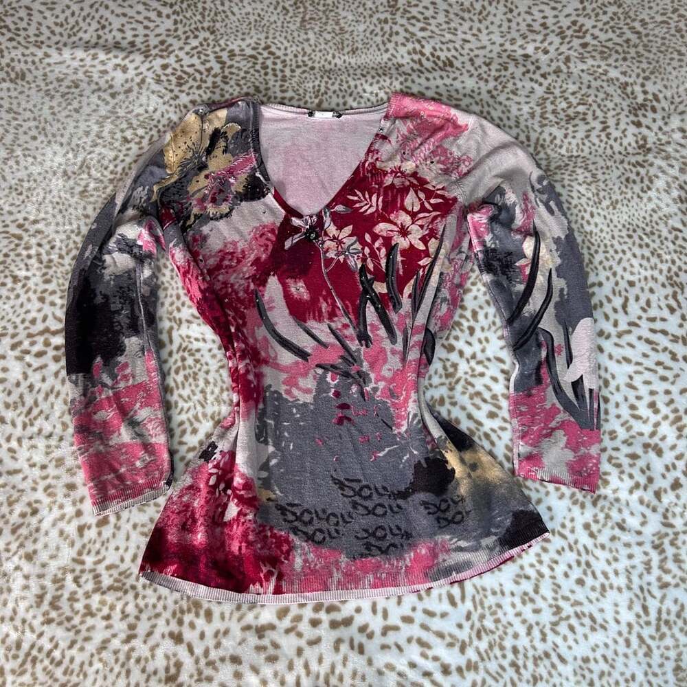 Floral Print Long Sleeve Tee in Pink and Gray